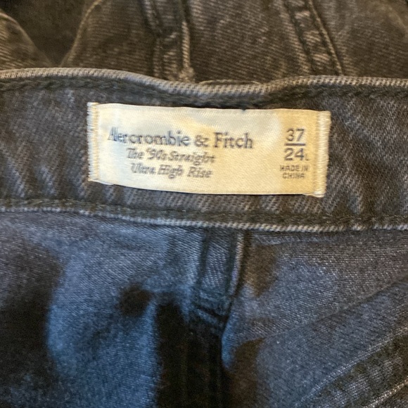 Abercrombie and Fitch 90s straight jeans - Picture 3 of 4